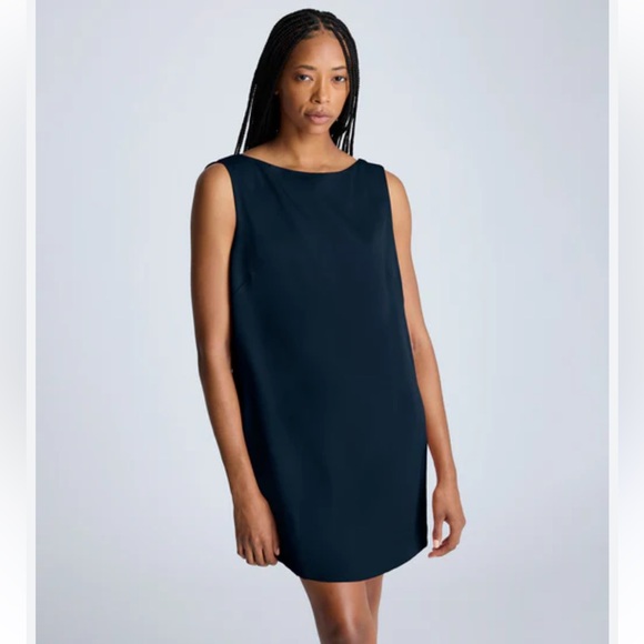 Kenneth Cole New York Dresses & Skirts - Kenneth Cole Elegant Navy Sleeveless Dress size 2